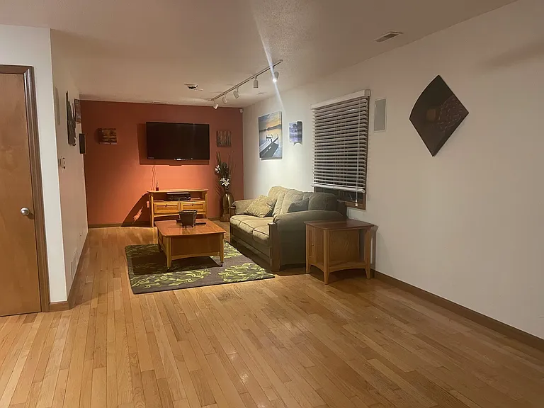1074 Chapman Lake Dr — Photo 14