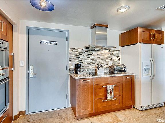 5th image of 444 17th St #1010