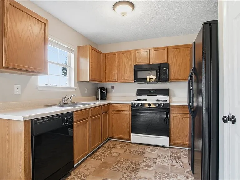 5949 Idlewood Pl — Photo 10