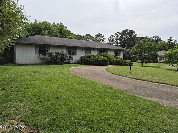 2nd image of 42 Stonehaven Rd