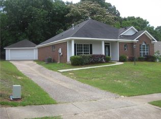 6805 Garden Ridge Ct, Mobile, AL 36695