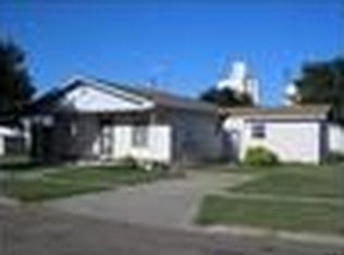 708 Melbourne Ave, Bertrand, NE 68927