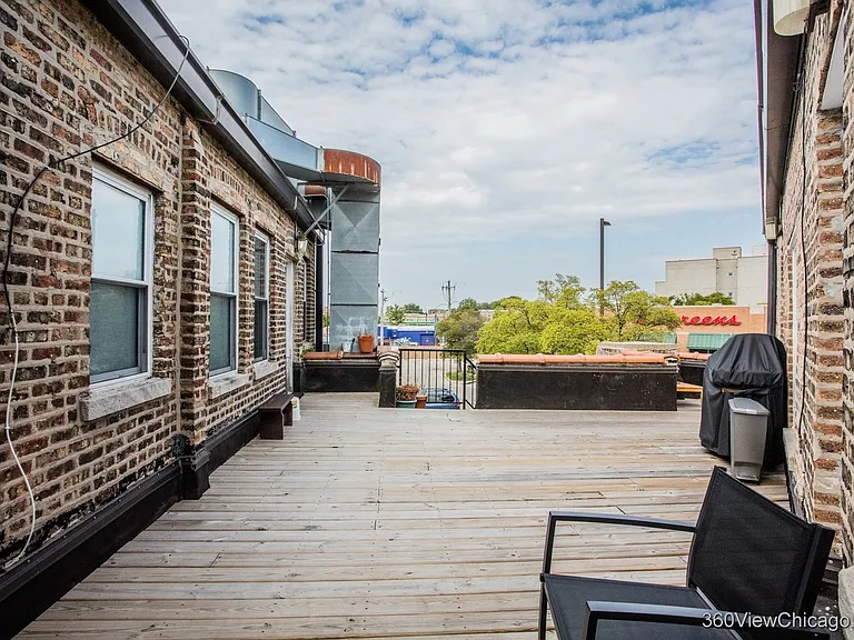 3906 W Belmont Ave #2 — Photo 15