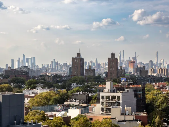 979 Pacific Street image 7 of 12