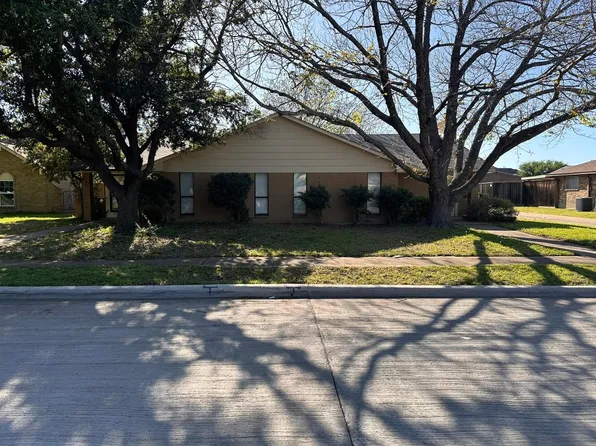 2026 Santa Anna Dr, Garland, TX 75042