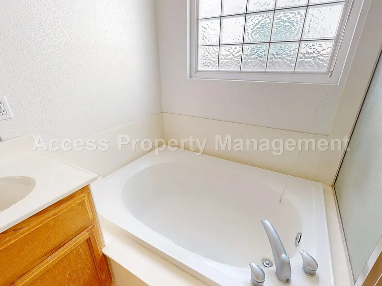 1245 W Springer Dr — Photo 22