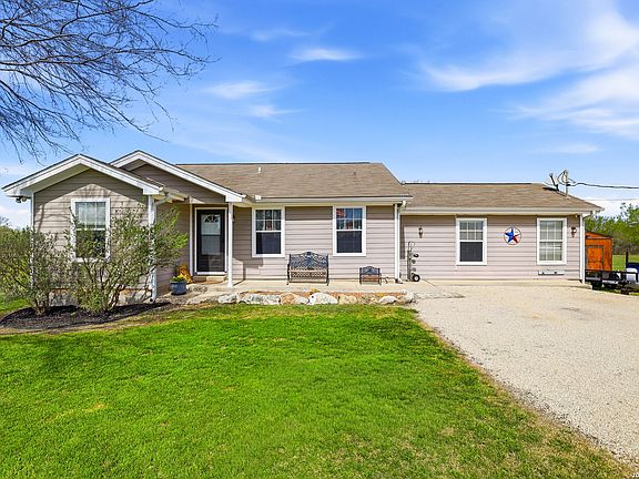 3rd image of 2300 Stagecoach