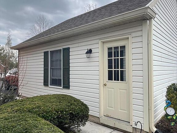 5th image of 2029 Raleigh Rd