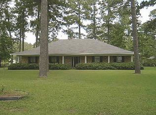 5906 Adrian Dr, Ball, LA 71405