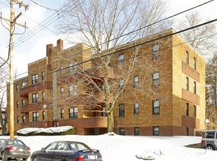 809 College St #20, Pittsburgh, PA 15232
