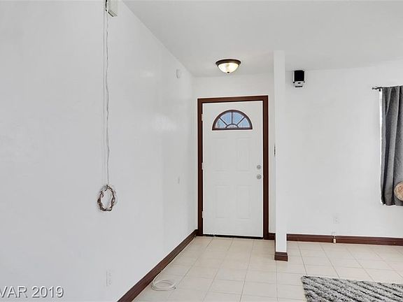 5th image of 5639 Judson Ave