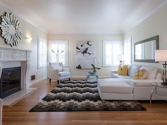 3rd image of 500 Castilian Way