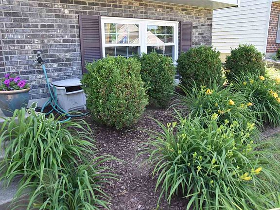 2nd image of 2621 Evergreen Dr