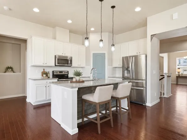 882 Jenny Ln, Berthoud, CO 80513