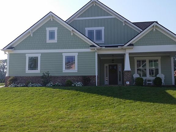 3rd image of 176 Roseland Ln