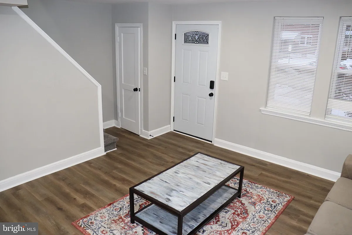 Building Photo - 8623 Willow Oak Rd