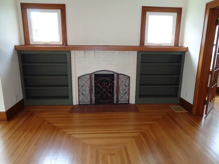 529 Ridgelawn Ave — Photo 3