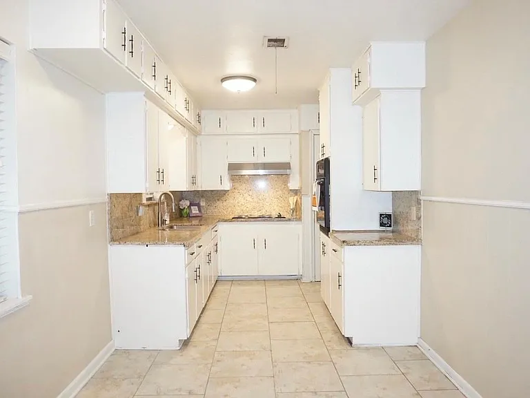 1716 Edna Ave — Photo 6