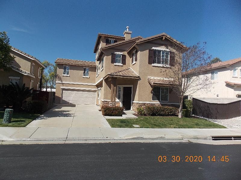 1st image of 39820 Monarch Dr