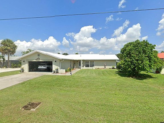 2nd image of 2919 Shannon Dr