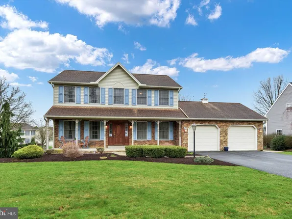 212 Clover Ln #L-0104, Palmyra, PA 17078