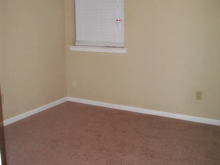 3307 Hummingbird Ln — Photo 6