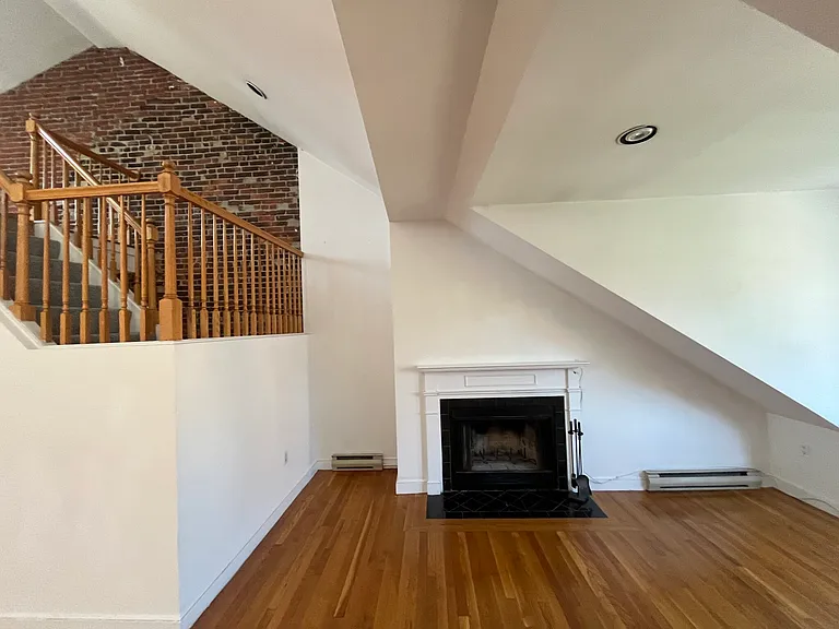 1750 Washington St #11 — Photo 17