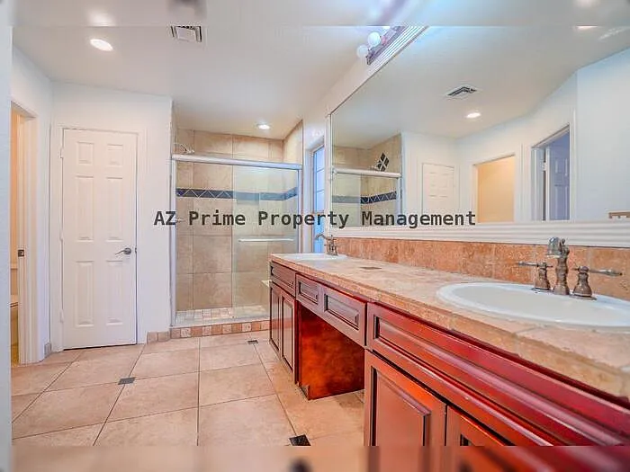 9054 N 84th Ln — Photo 28