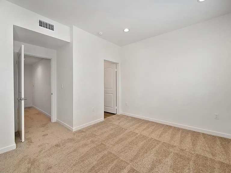Presidio Townhomes — Photo 38