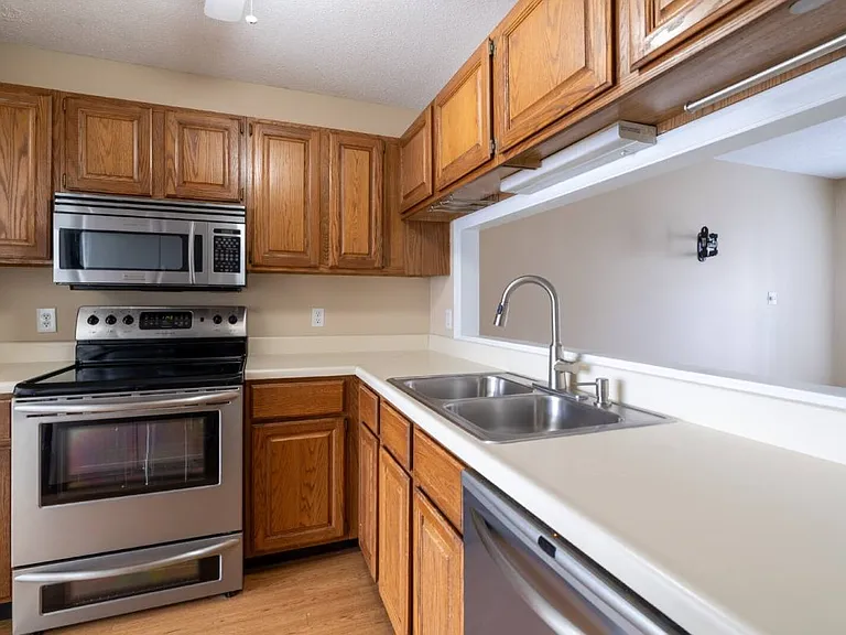 5419 Sharpe Dr — Photo 8