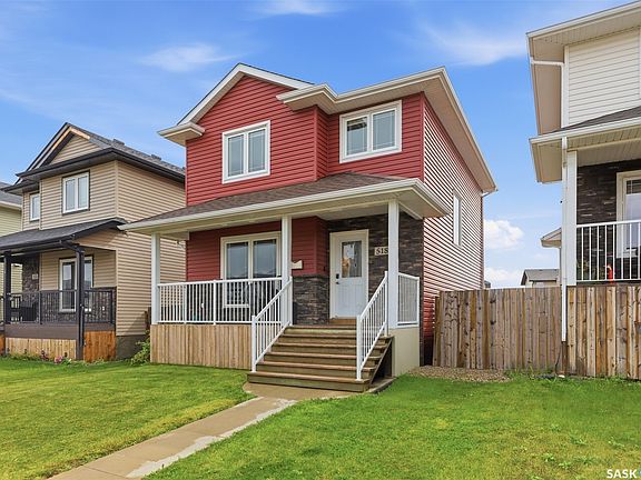 3rd image of 518 Klassen Crescent