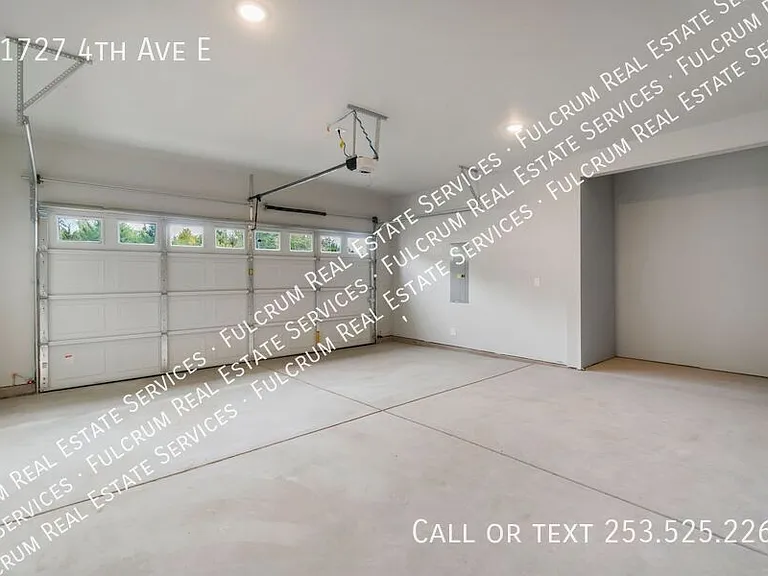 11727 4th Ave E — Photo 19