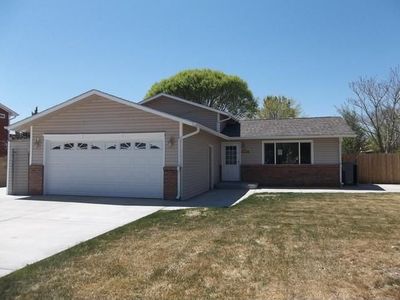603 Broken Spoke Rd, Grand Junction, CO, 81504