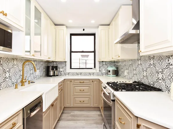 2680 East 19th Street image 14 of 20