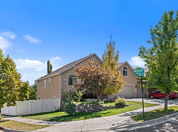 2nd image of 14267 S Rosaleen Ln