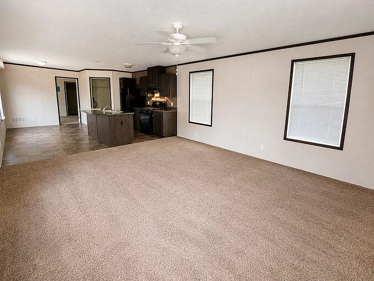 Stoney Creek Manufactured Home Community — Photo 7