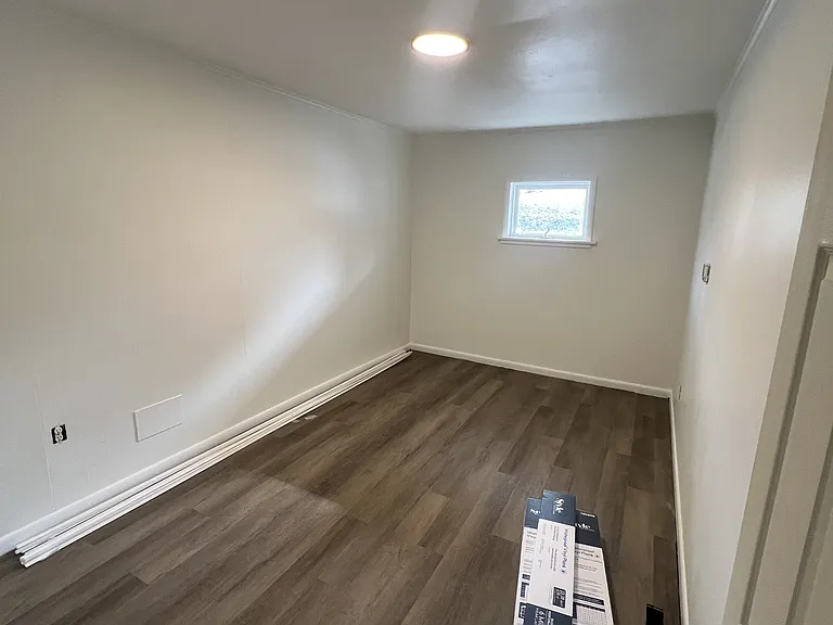 439 Westminster Ave #1 — Photo 7