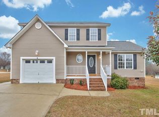 19 Silver Stirrup Ct, Willow Spring, NC 27592