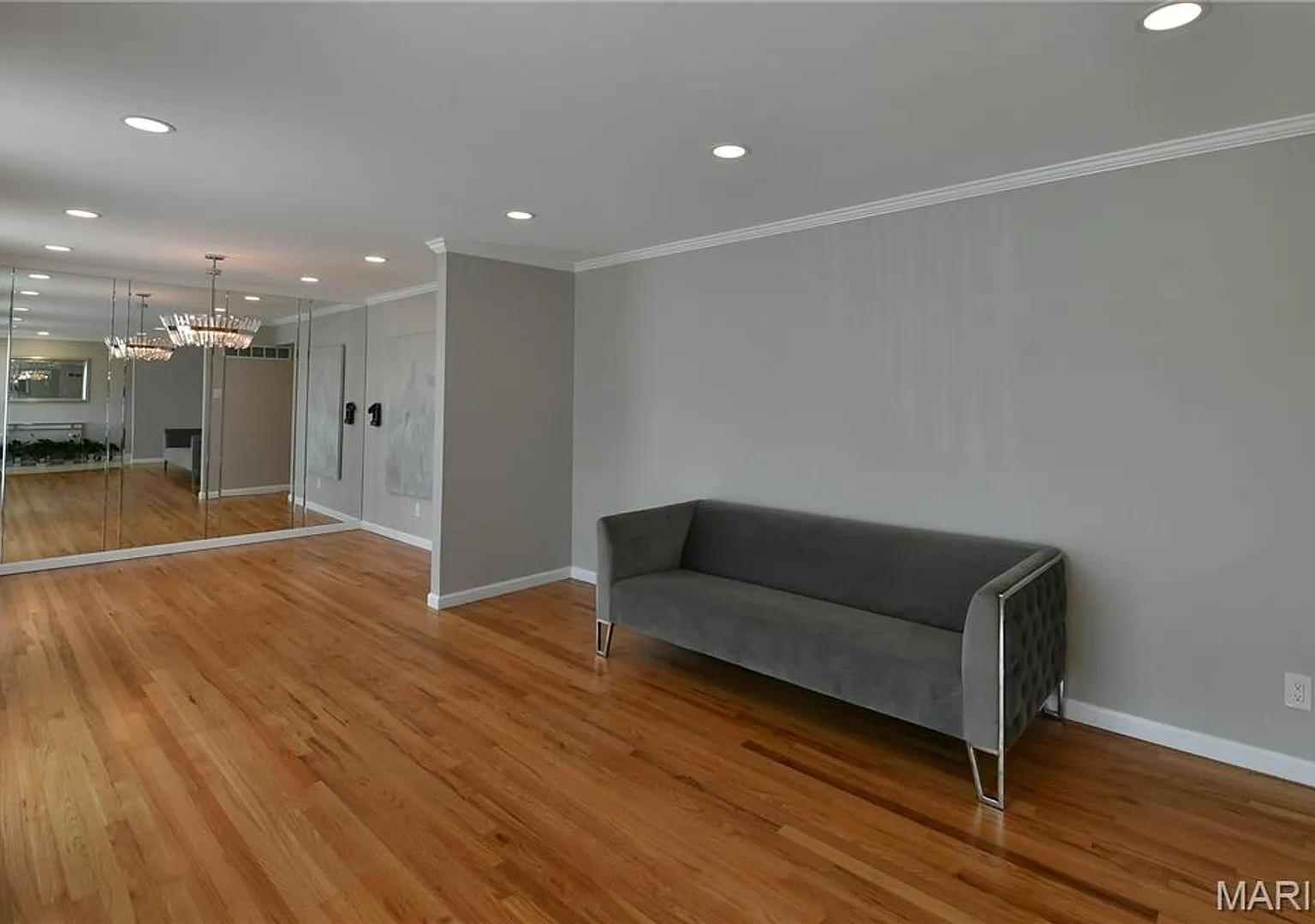 965 Orchard Lakes Drive | Saint Louis 63146 — Photo 4