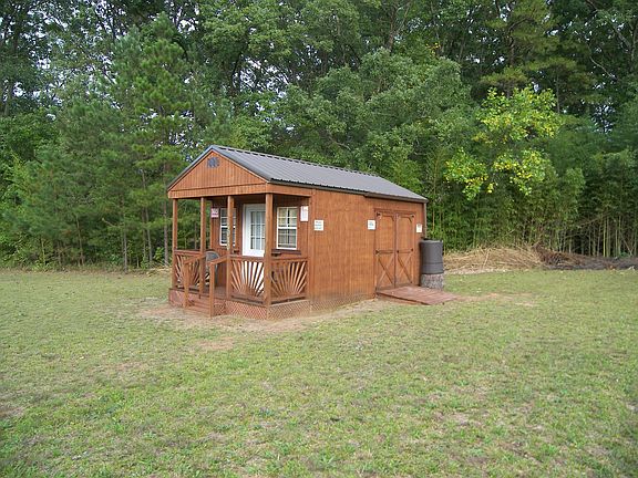 outbuilding