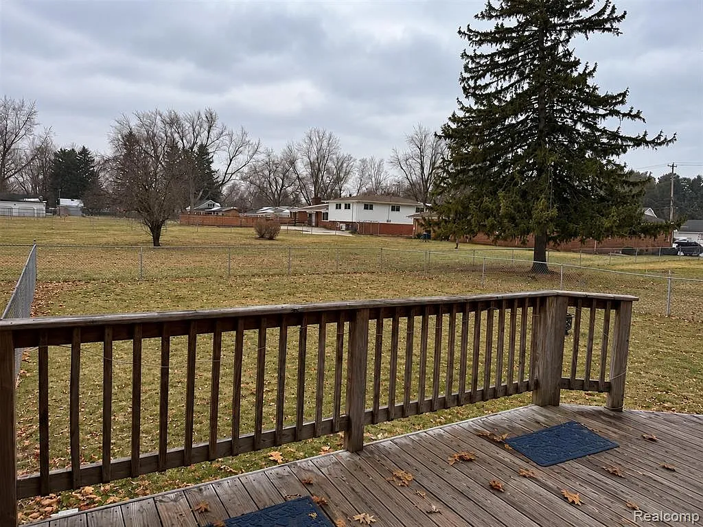 2 bed, 2.0 bath, 1104 sqft, $1,650 — Photo 3