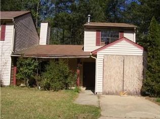 28 Pine Cone Ct, Atlanta, GA 30349