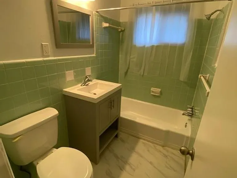 1570 Memorial Drive — Photo 21