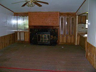 2nd image of 4325 Thompson Rd