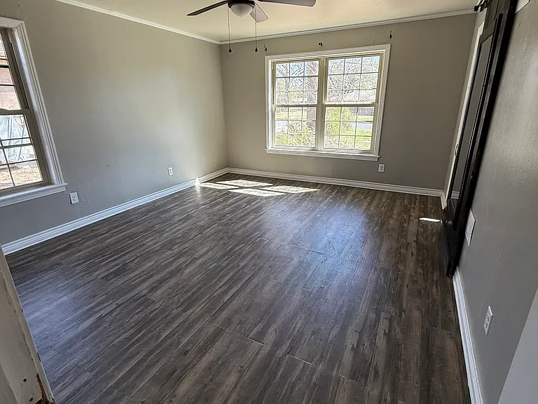 603 Lynoak St — Photo 5