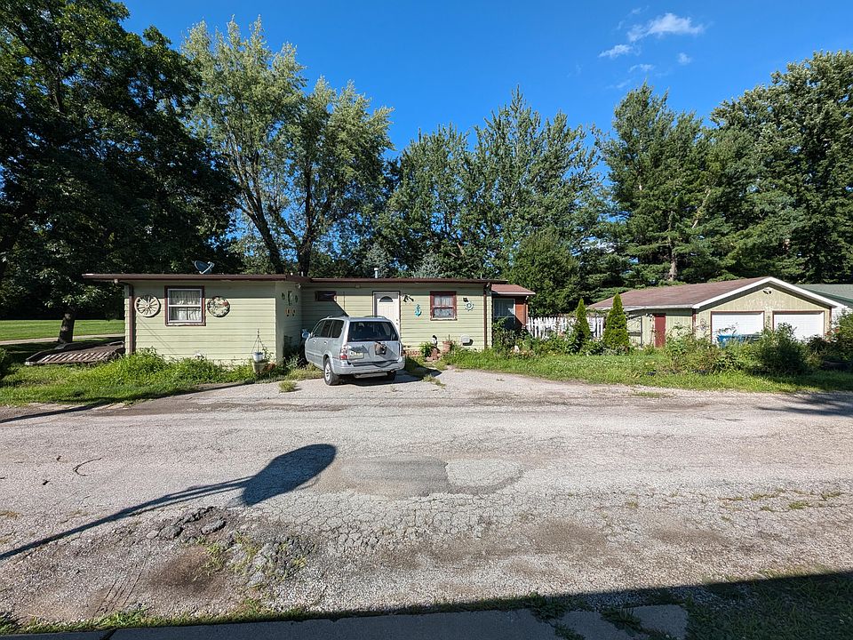 1st image of 517 1/2 Woodlawn Ave