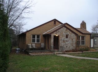 1208 15th St, Peru, IL 61354