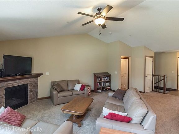3rd image of 6050 Bradford Ln