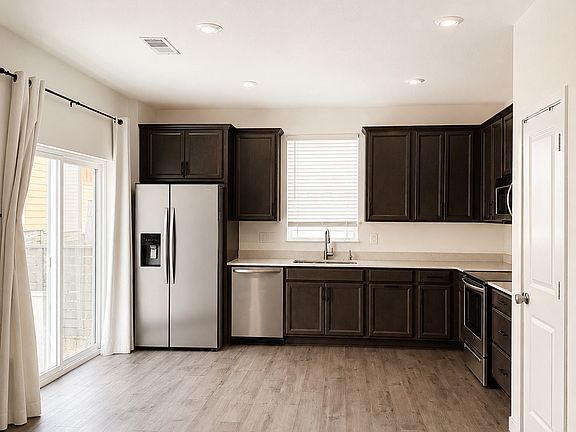 2nd image of 2652 Painted Turtle Ave
