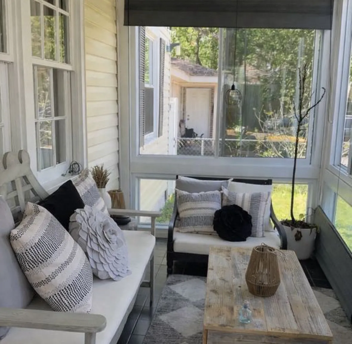 4 bed, 2.5 bath, 2184 sqft, $3,900 — Photo 4